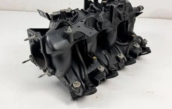 Hummer H2 Intake manifold 25321788