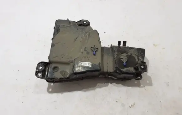Skoda Kodiaq AdBlue liquid reservoir 5QF131877N