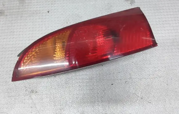 Ford Focus Rear/tail lights XS4113405A