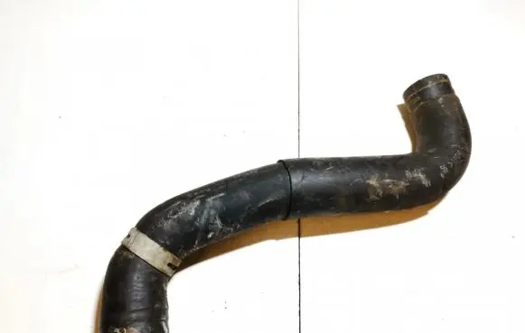 Subaru Legacy Engine coolant pipe/hose
