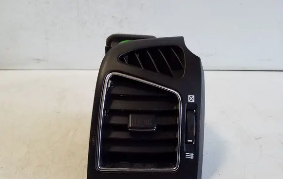 Dashboard side air vent grill/cover trim