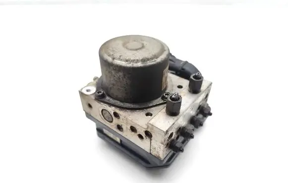 Nissan X-Trail T31 ABS Pump TD8405 7Z062082