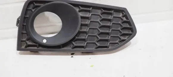 BMW 2 F22 F23 Front bumper lower grill 8055320