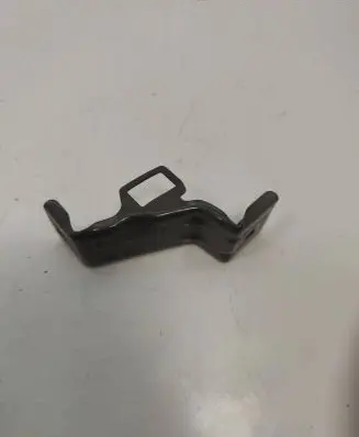 Audi Q5 SQ5 Fender mounting bracket 80A821472