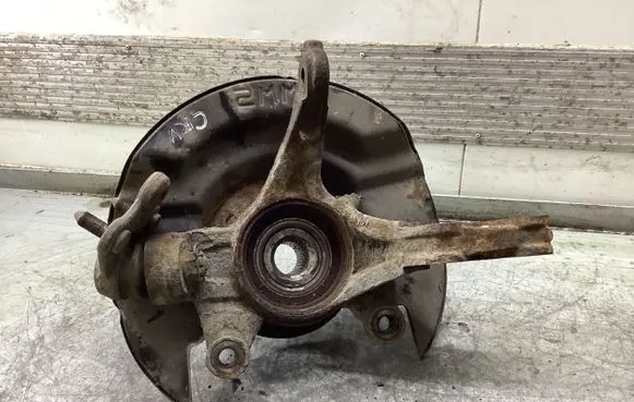 Honda CR-V Front wheel hub