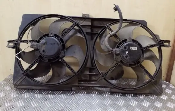Opel Sintra Radiator cooling fan shroud 24005988