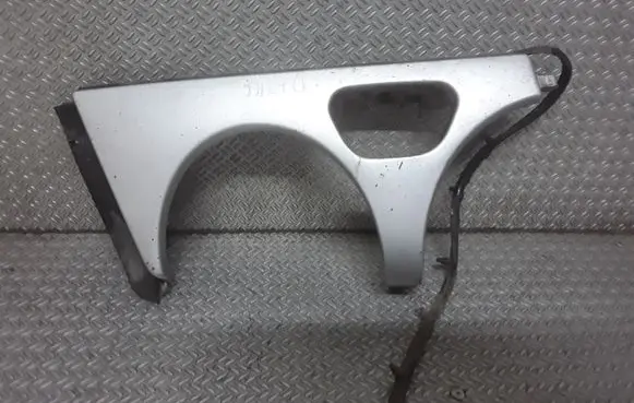 Mercedes-Benz E W210 Under headlight/headlamp trim 2108200412