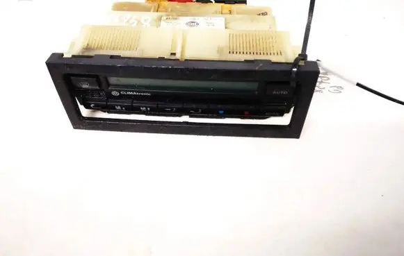 Volkswagen Golf IV Climate control unit 3b1907044b 5hb007617-10