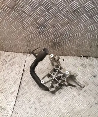 Volkswagen Touareg I Power steering pump mounting bracket 059145169aa