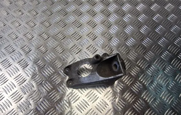 Audi A8 S8 D3 4E Gearbox mounting bracket 4E0399114BB