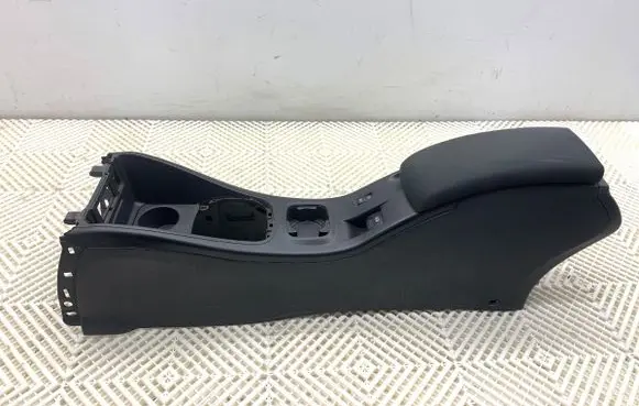 Renault Megane III Center console 969100026R