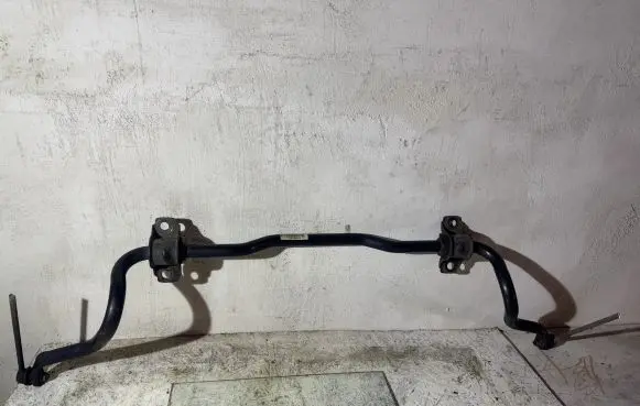Volvo V40 Front anti-roll bar/sway bar CV615482AA