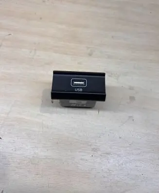 KIA Niro USB socket connector 96120Q4000