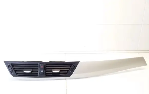 BMW X1 E84 Dash center air vent grill 64222991235 L2991701 2991235