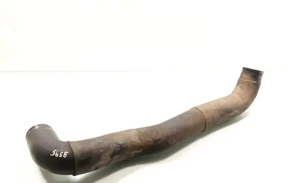 Land Rover Discovery 3 - LR3 Intercooler hose/pipe
