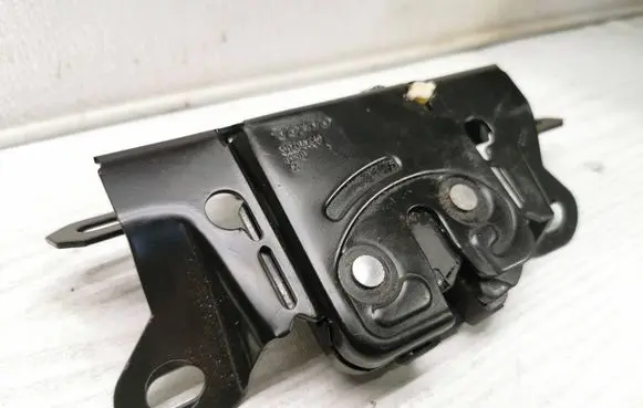 Volvo C30 Tailgate/trunk/boot lock/catch/latch 30784739