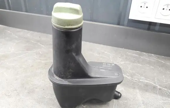 Volkswagen Caddy Power steering fluid tank/reservoir 1H0422371D