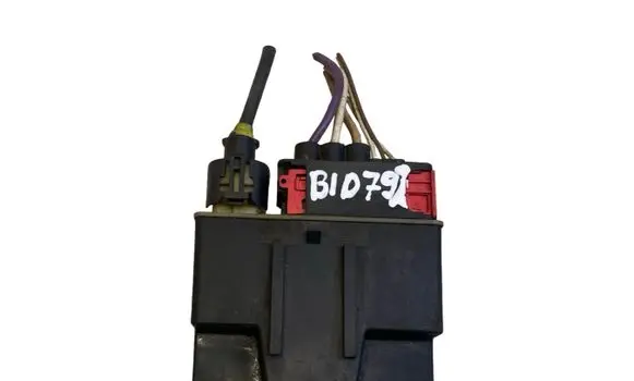 Peugeot Partner Glow plug pre-heat relay 87635E