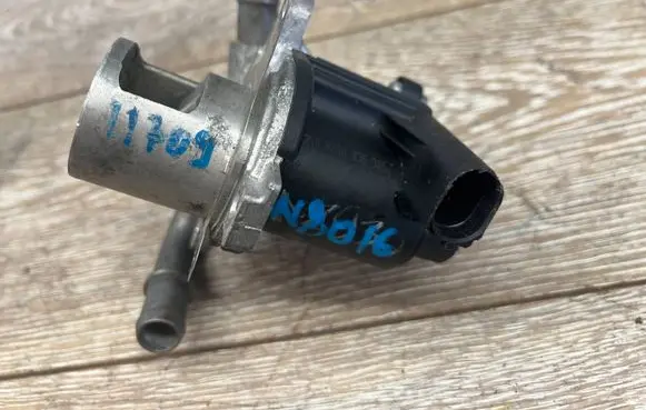 Dacia Duster EGR valve 8200836385 8200846454