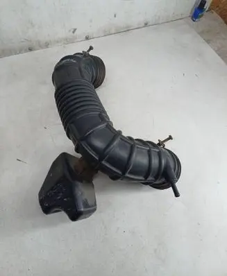 KIA Sorento Air intake hose/pipe 281303E110