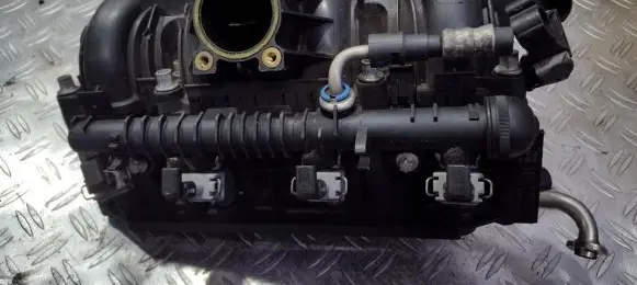Opel Agila A Intake manifold 55350545