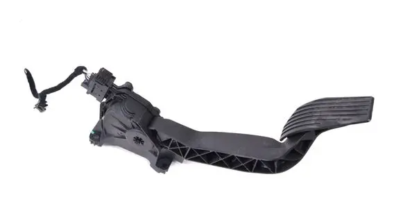 BMW 4 F32 F33 Accelerator throttle pedal 51942427