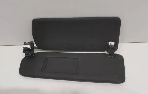 Volkswagen Touareg I Sun visor P0857551G