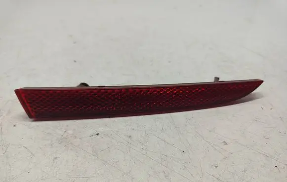 Chevrolet Camaro Rear tail light reflector 92282553 92161657