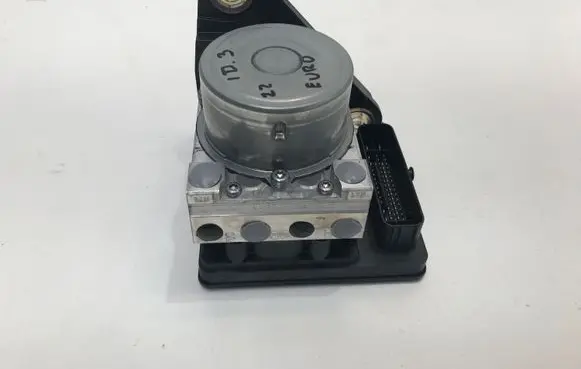 Volkswagen ID.3 ABS Pump 1EA614517AA 1EA614517 A014M422