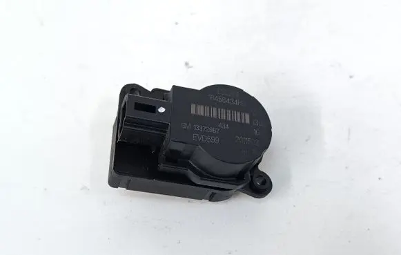 Opel Ampera Air flap motor/actuator 13372987 EDV599