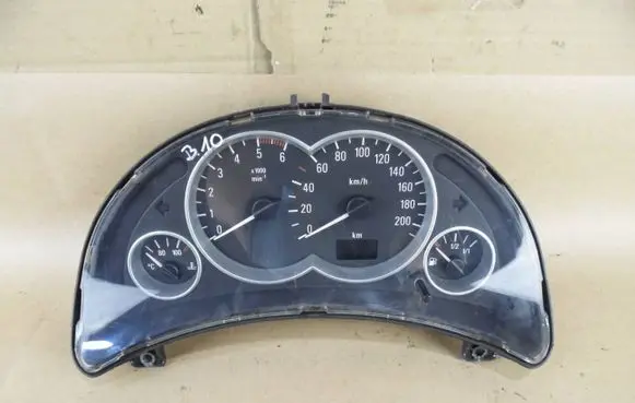 Opel Corsa C Speedometer (instrument cluster) 110080226002 13117943CA 151202F