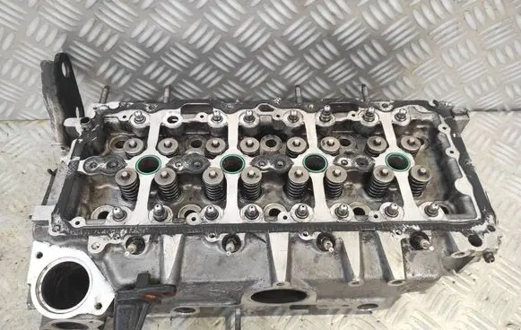 Peugeot 3008 II Engine head 9812313410 JX6Q6090E