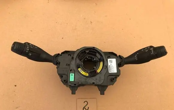 Volvo XC60 Indicator stalk 32350922AA