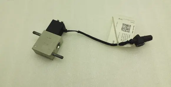 Porsche Cayenne (92A) Air conditioning (A/C) expansion valve 329112 R134A