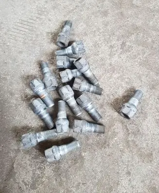 Citroen C4 Cactus Nuts/bolts 