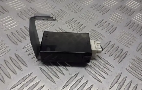 Mazda 5 Door central lock control unit/module CC65675DZA
