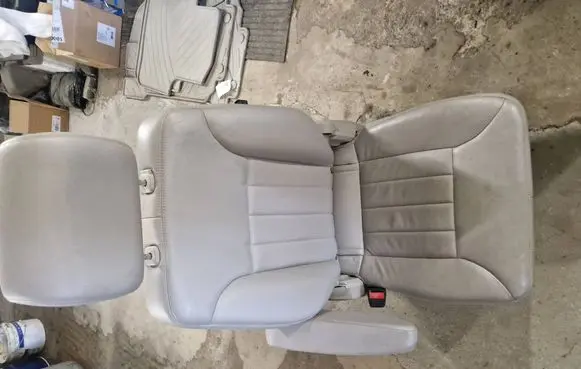Rear seat