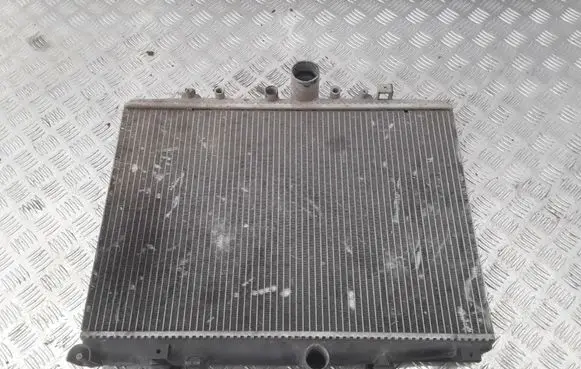 Coolant radiator