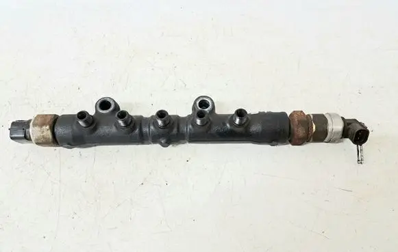 Toyota Corolla Verso AR10 Fuel main line pipe