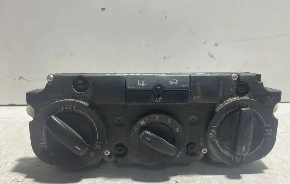 Volkswagen Caddy Climate control unit