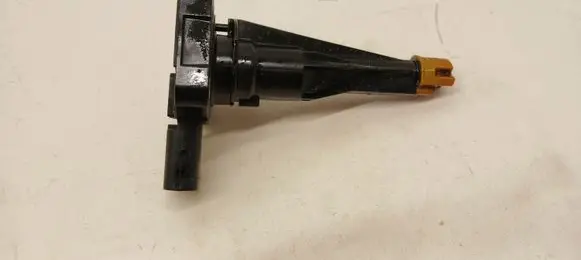 BMW 5 G30 G31 G38 Oil level sensor 8638754 12037322