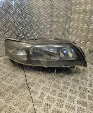 Volvo XC70 Headlight/headlamp 8693548 89007898