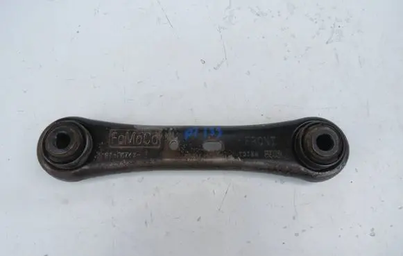 Volvo V70 Rear control arm 6G915K743