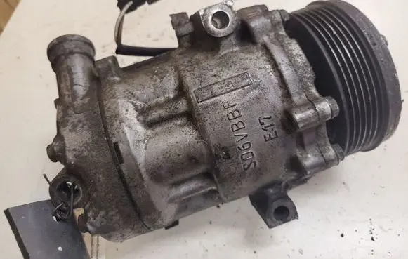 Opel Vectra C Air conditioning (A/C) compressor (pump) 000173906170 U45251 R134A