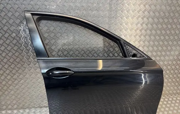 BMW 5 F10 F11 Front door 41007206108