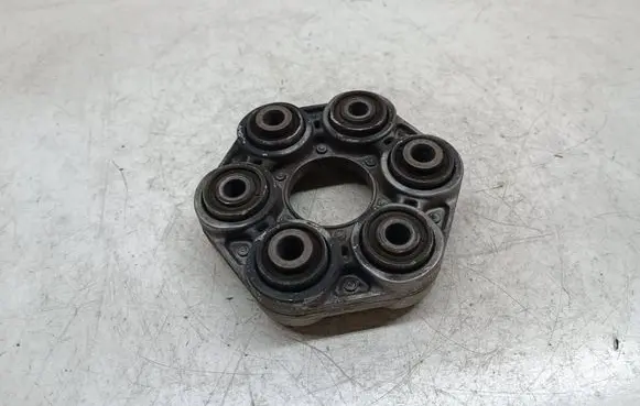 BMW 3 F30 F35 F31 Rear prop shaft donut coupling/joint 7605629