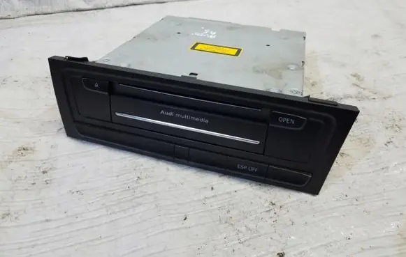 Audi A5 8T 8F Navigation unit CD/DVD player 