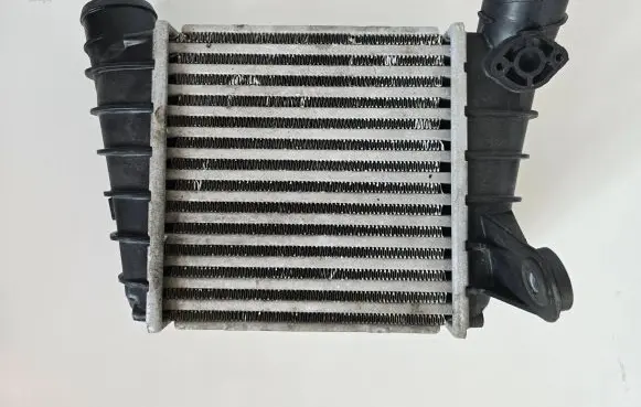 Volkswagen Polo IV 9N3 Intercooler radiator 6Q0145804G