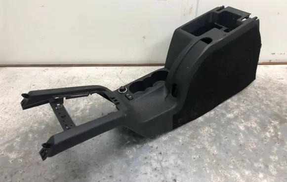 Skoda Octavia Mk2 (1Z) Center console 1Z1863241