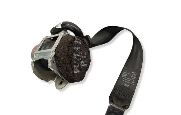 Ford Puma Rear seatbelt P1TBA611B68AA 65931 A023M086B
